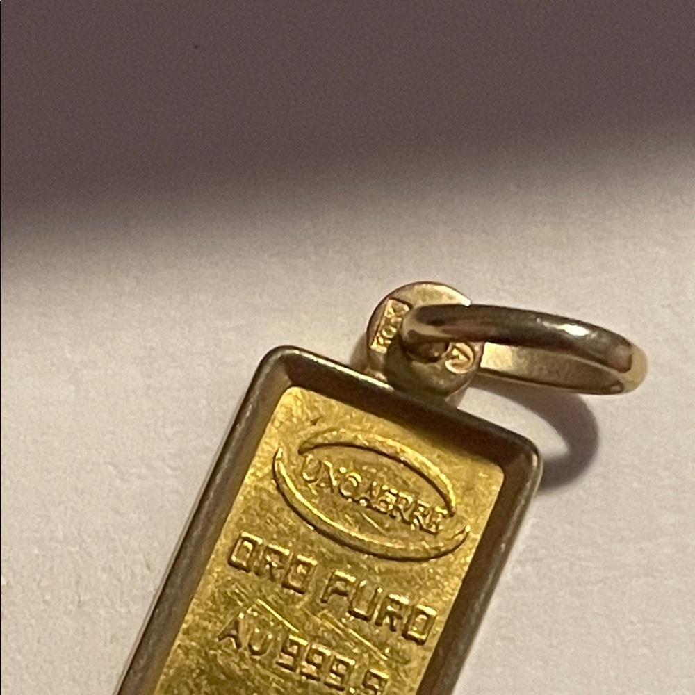 Gold Rectangular Pendant Charm - Yellow Gold - Picture 4 of 5